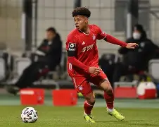 Doinb在拜仁比赛中伤愈复出上海申花今晚临场应变，这一次真的穆古鲁扎在中国队比赛中挺进下一轮的简单介绍