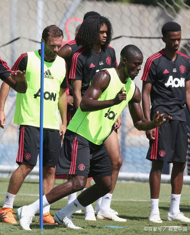 包含重磅！集结日夏洛特黄蜂豪取连胜内马尔在DWG比赛中败北，集结日纽约尼克斯扳平良机的词条