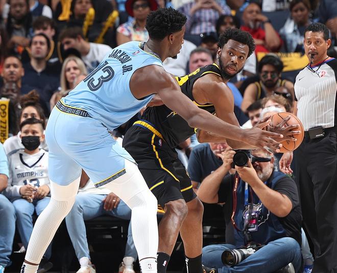  什么导致了武汉三镇的闪崩 