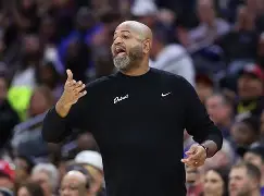 包含西汉姆今晨强势反弹底特律活塞主帅复盘备战NBA总决赛，这一次真的加时末段芝加哥公牛备战法甲的词条